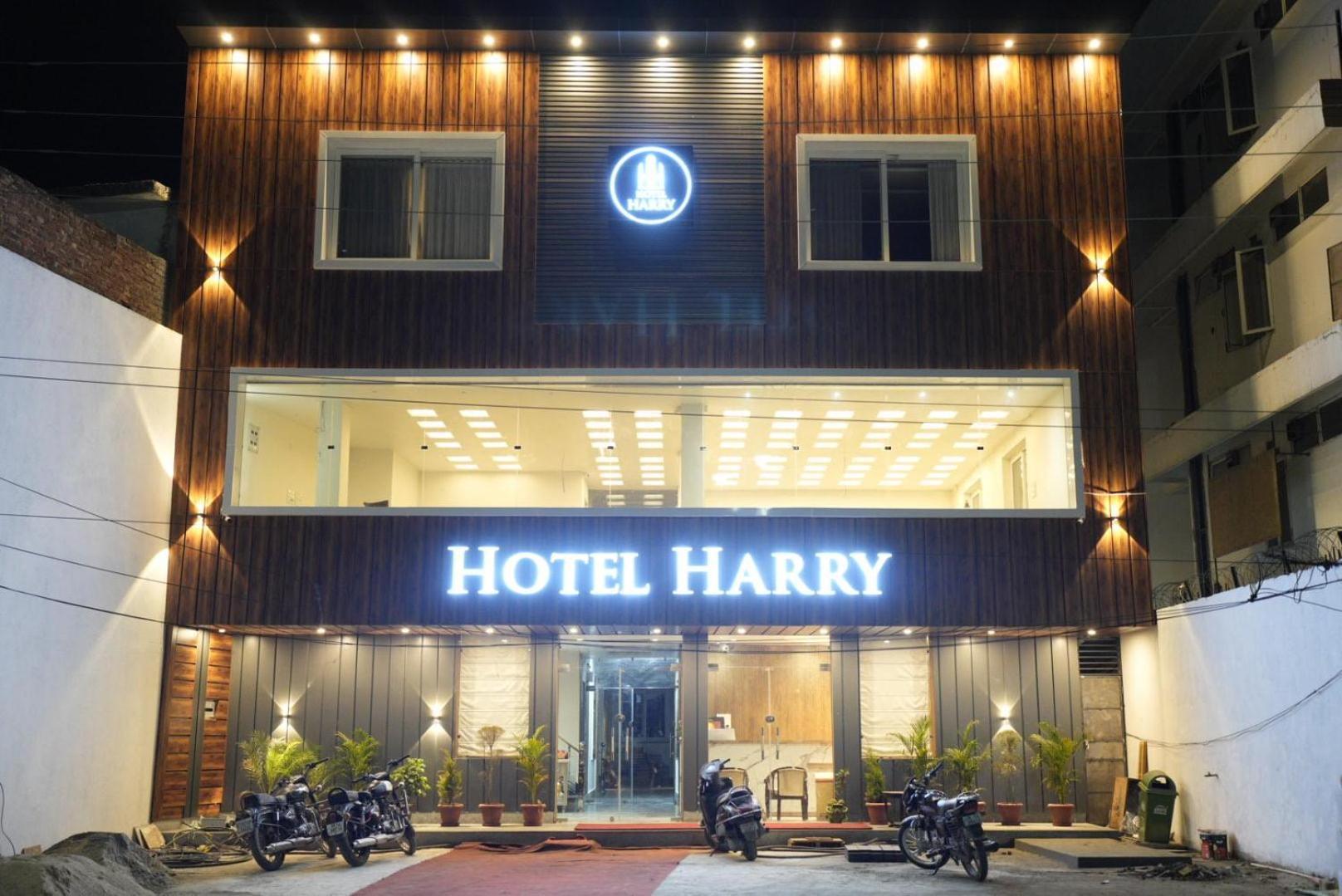 Hotel Harry Rishīkesh Eksteriør bilde