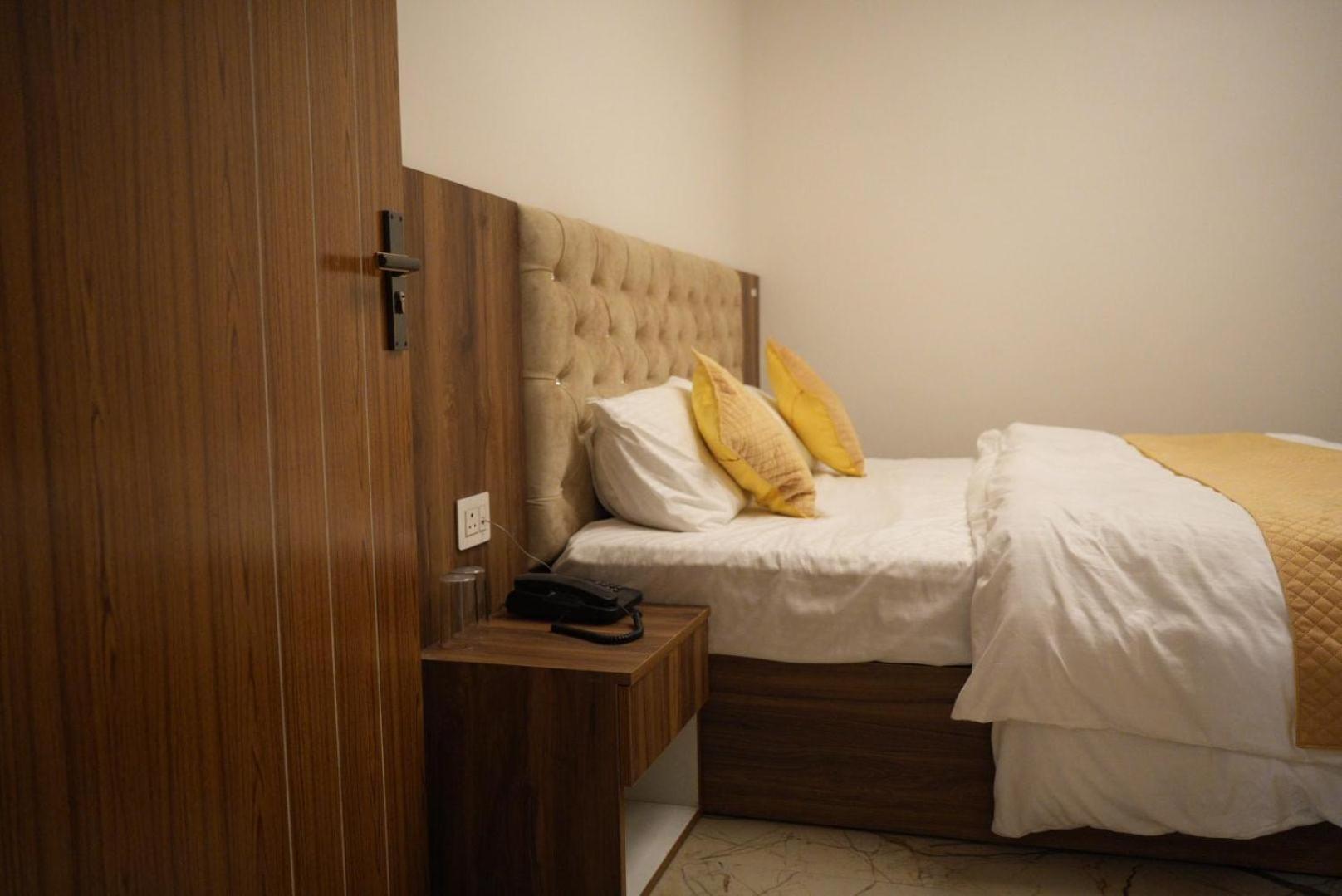 Hotel Harry Rishīkesh Eksteriør bilde